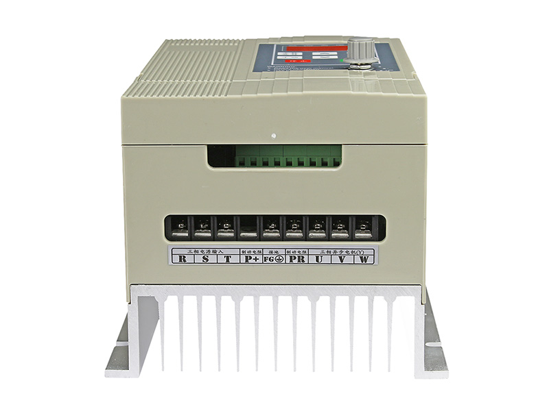 4000H通用變頻器，變頻器三相380V，變頻器廠家，電機(jī)變頻器