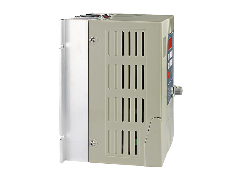 4000H通用變頻器，變頻器三相380V，變頻器廠家，電機變頻器